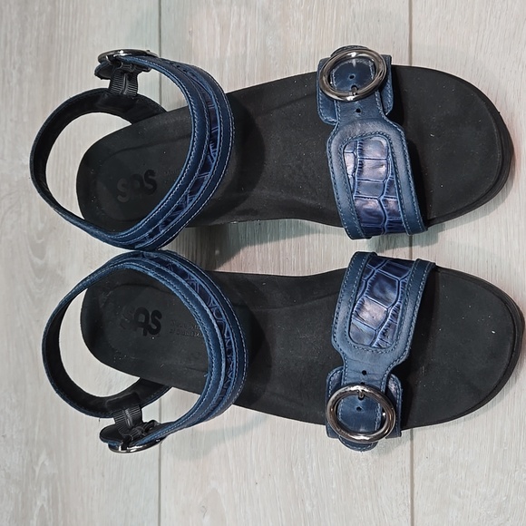 SAS Women's Blue Sandals with Silver Buckles Leather Wedge Shoes Sz 9.5M - Picture 3 of 11